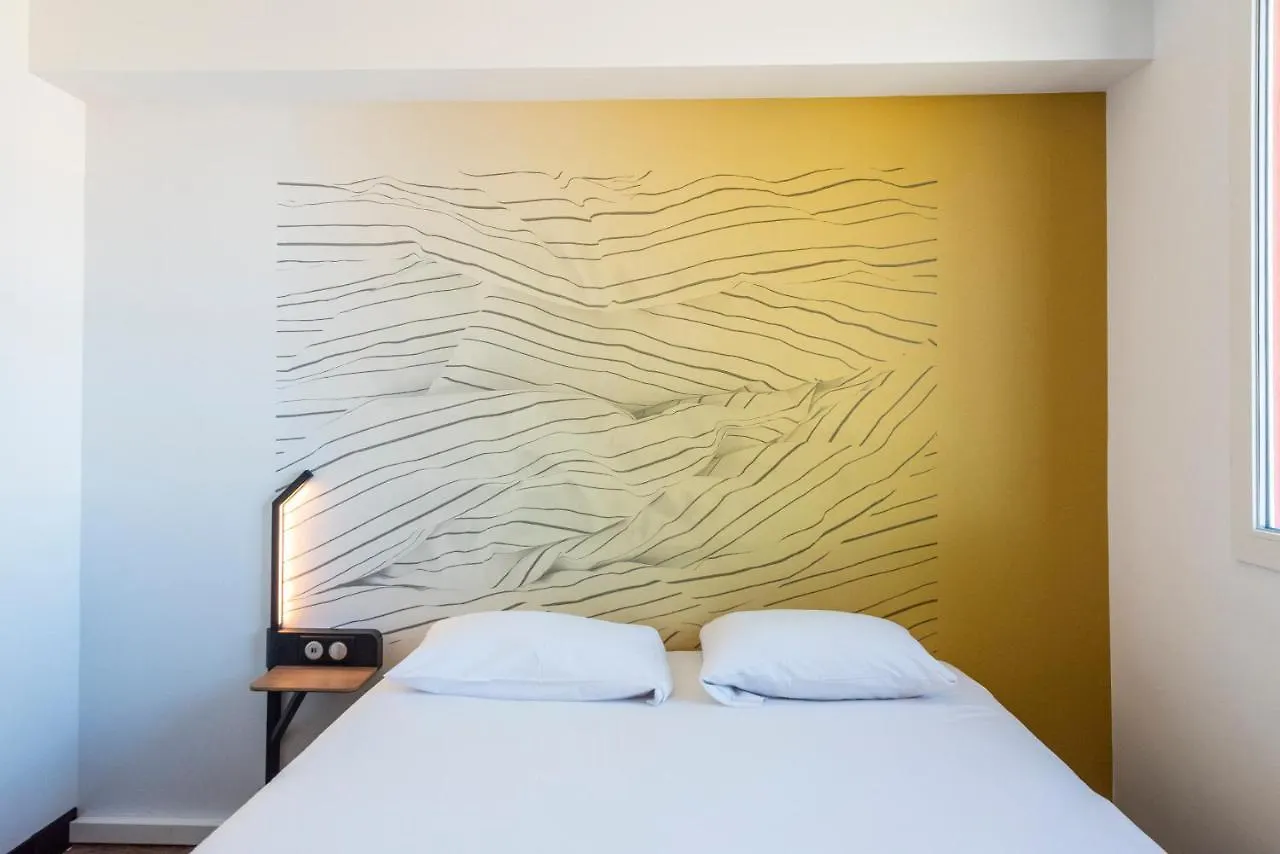 B&B Hotel Nice Aeroport Arenas 3*,  France