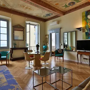 Appartement Palais Hongran De Fiana, Nice